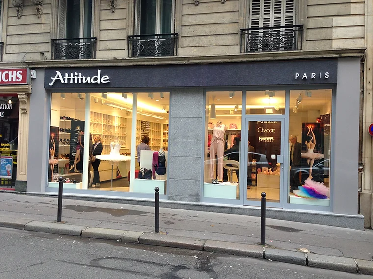 Attitude Diffusion, Paris 9th arr.